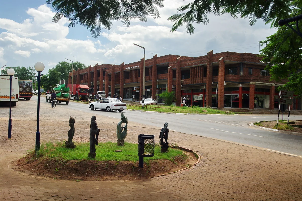 2Hr Victoria Falls Town Walking Tour